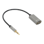Imagen de Adaptador Auxiliar en “Y” de un Plug a 2 salidas 3.5 mm