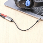 Imagen de Adaptador Auxiliar en “Y” de un Plug a 2 salidas 3.5 mm