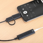 Imagen de Cable adaptador auxiliar de audio estéreo 2 en 1 USB-C y USB-A a 3.5 mm